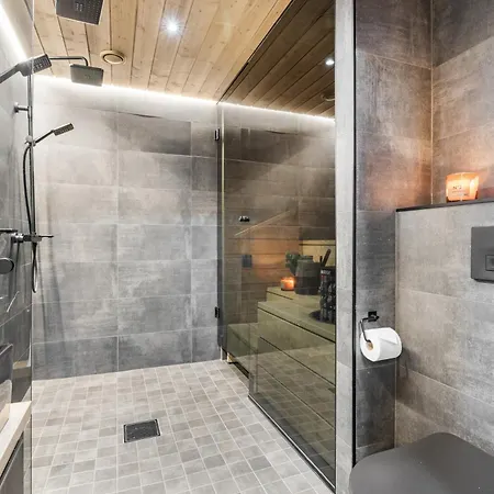 Ski-in & Out Skyline Penthouse By Hilla