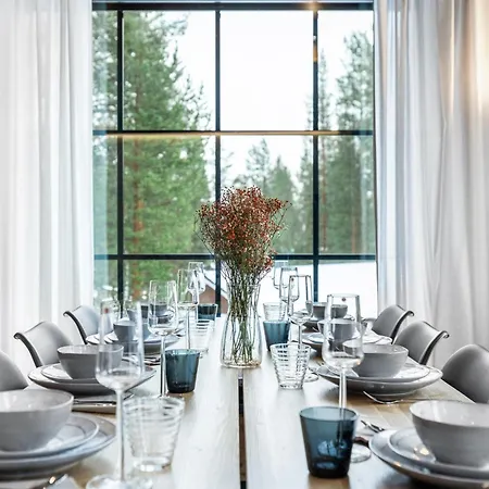 Ski-in & Out Skyline Penthouse By Hilla