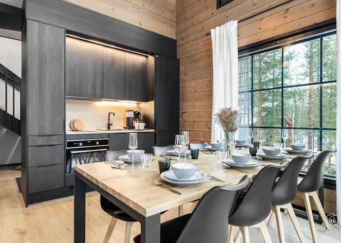 Ski-in & Out Skyline Penthouse By Hilla * ليفي