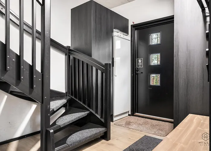 Ski-in & Out Skyline Penthouse By Hilla ليفي